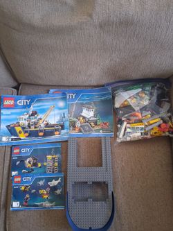 Lego city scuba boat with sharks