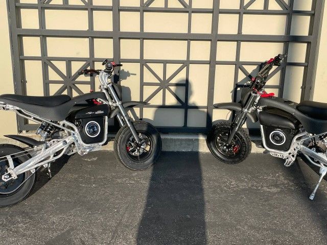 XRB Electric Dirt Tracker Bike, 4kw Rated, 10kw Peak, 72v 100a