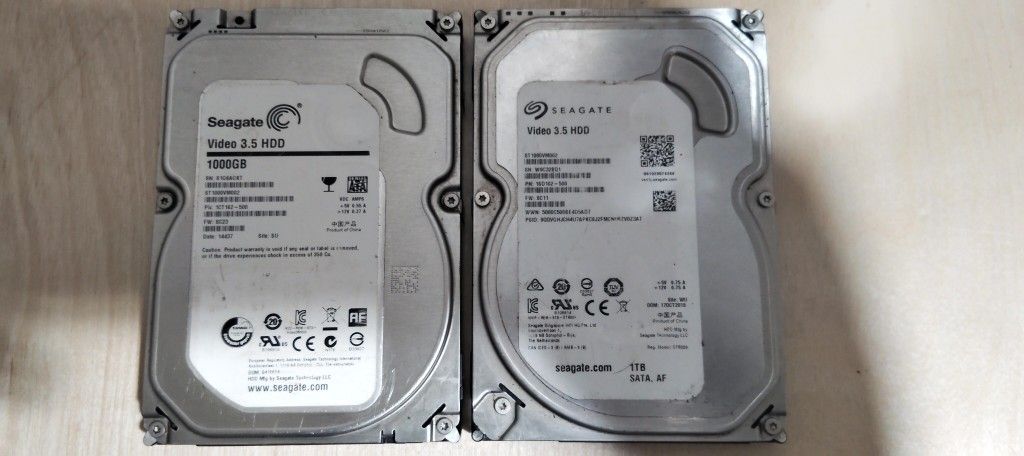 PC Hard Drive X2 / Computer Hardware Parts