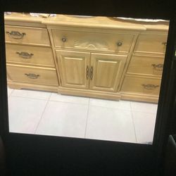 9 Drawers Triple Dresser With 2 End Tables By Bernhardt Solid Wood Asking $980. Obo Today 