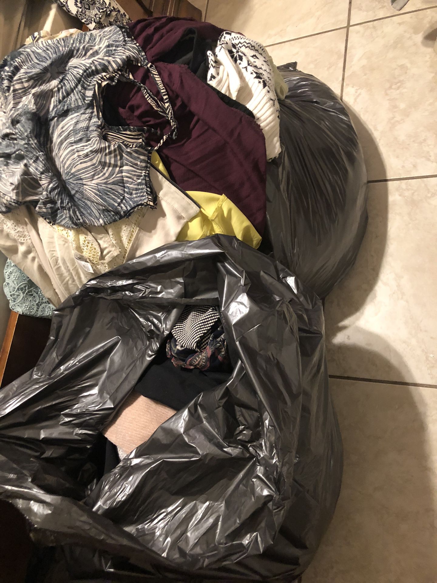Huge lot of women’s clothes