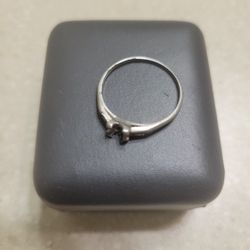 Platinum Ring Setting.  Marked 90 % Platinum.  Weight Is 2.6 Grams 