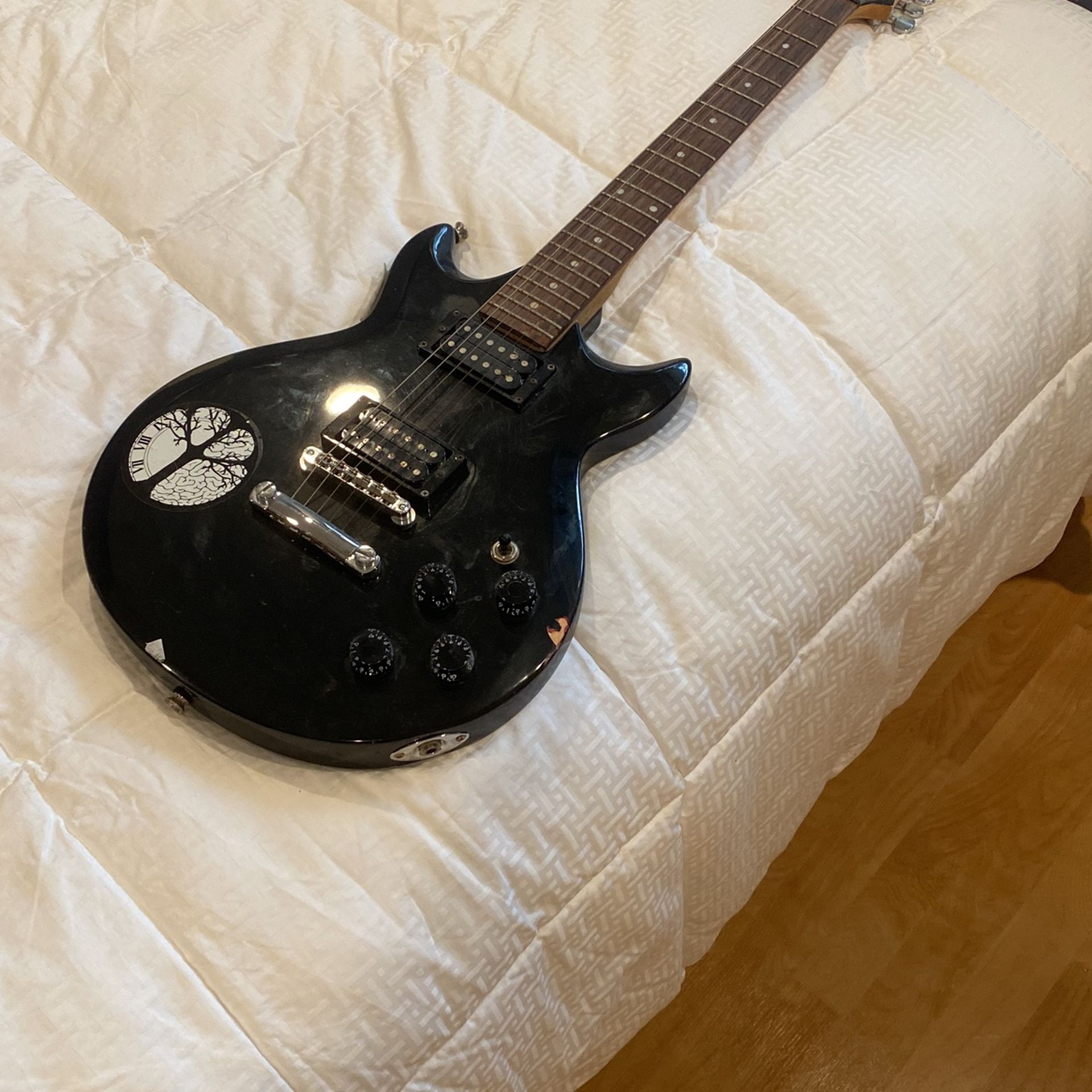 Guitar For Sale ๐ธ