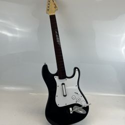 Nintendo Wii Rockband Harmonix Fender Stratocaster Guitar NWGTS2 (No Dongle)