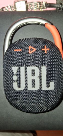 JBL Clip 4