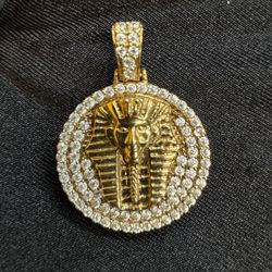 10k yellow gold Iced Out Pharaoh Medallion Pendant CZ