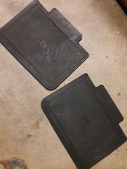 Gm floor mats