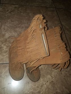 Fringe Boots