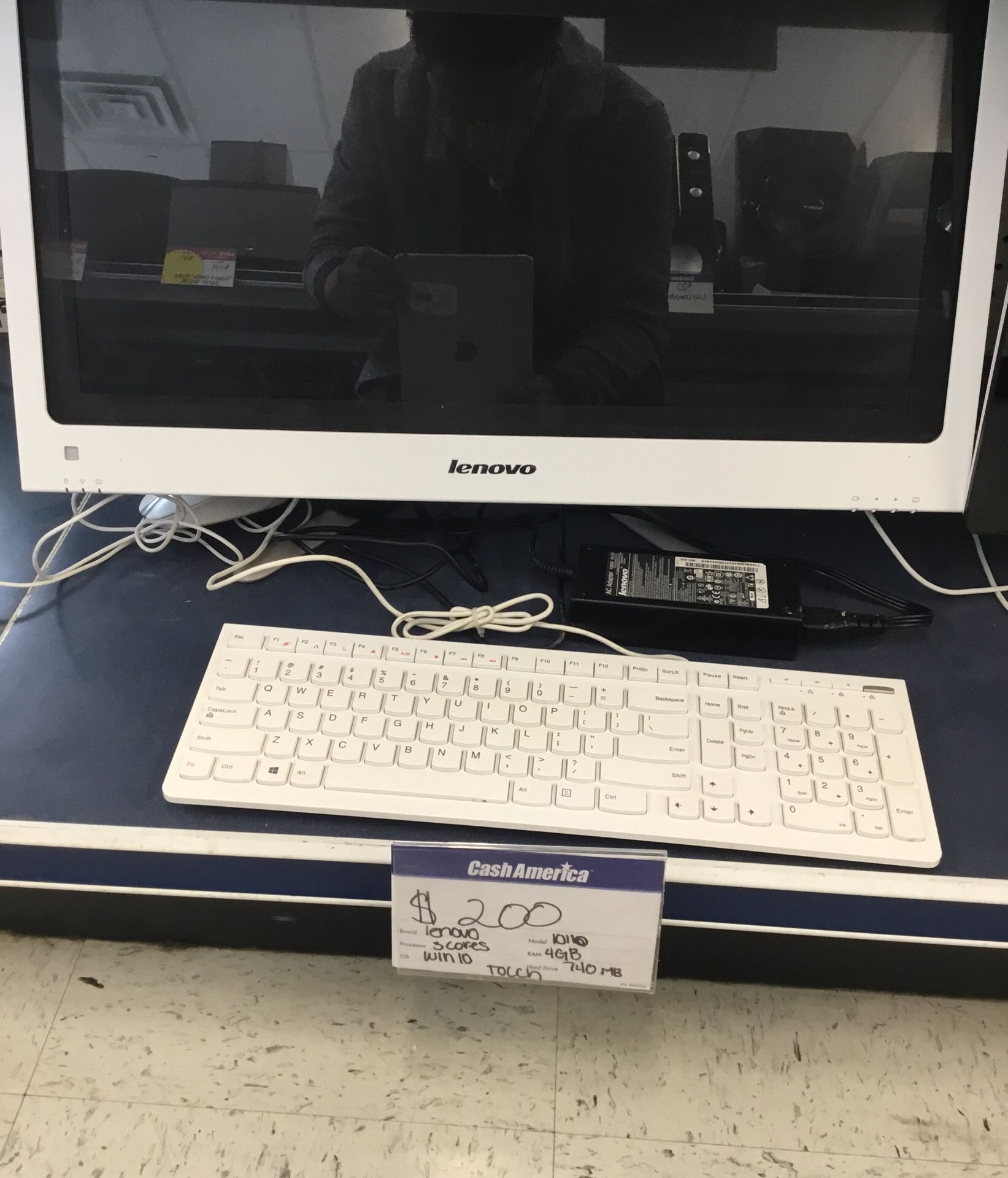 Lenovo desk top