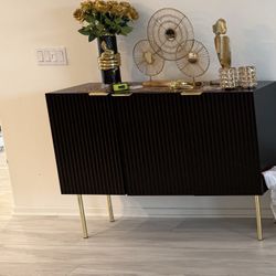 Russo Channel Cabinet