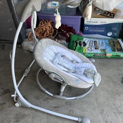Ingenuity 2 In 1 Baby Swing And A Rocker Just Missing Adopter And 2 Screws To Connect The Swing 