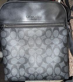 Authentic Coach Signature Crossbody Bag - Black/Gray