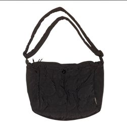 “BAGSMART” Black nylon crossbody bag with adjustable strap and zipper closure