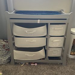 Changing table with Storage