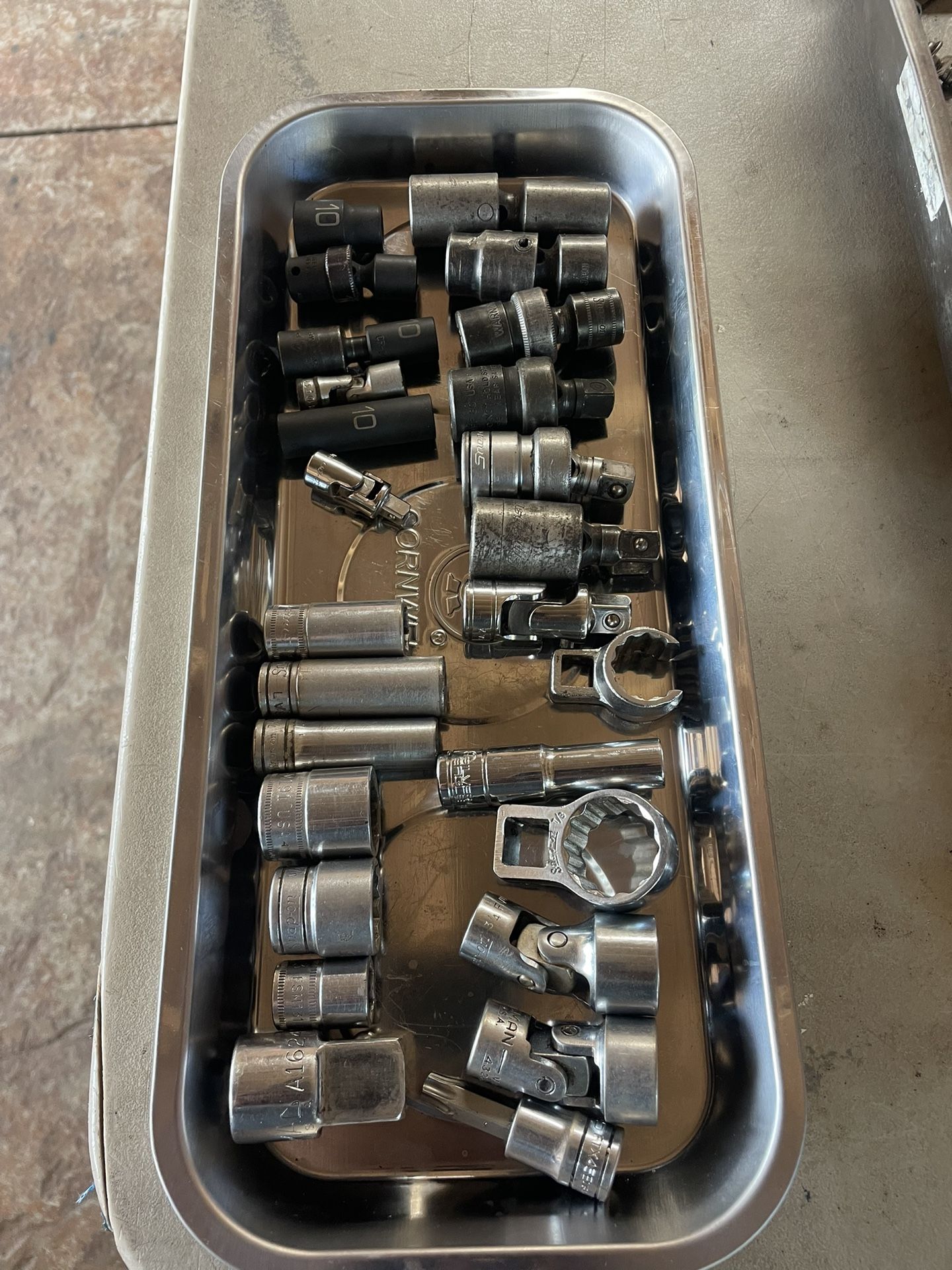 SNAP ON ASORTED TOOLS