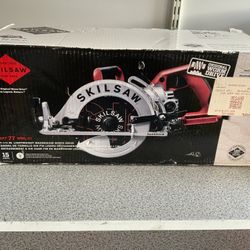 Skilsaw Worm Drive Electric Circular Saw 7 1/4 Inch