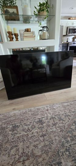 Samsung UN55CU7000 55" Crystal UHD 4K Smart TV