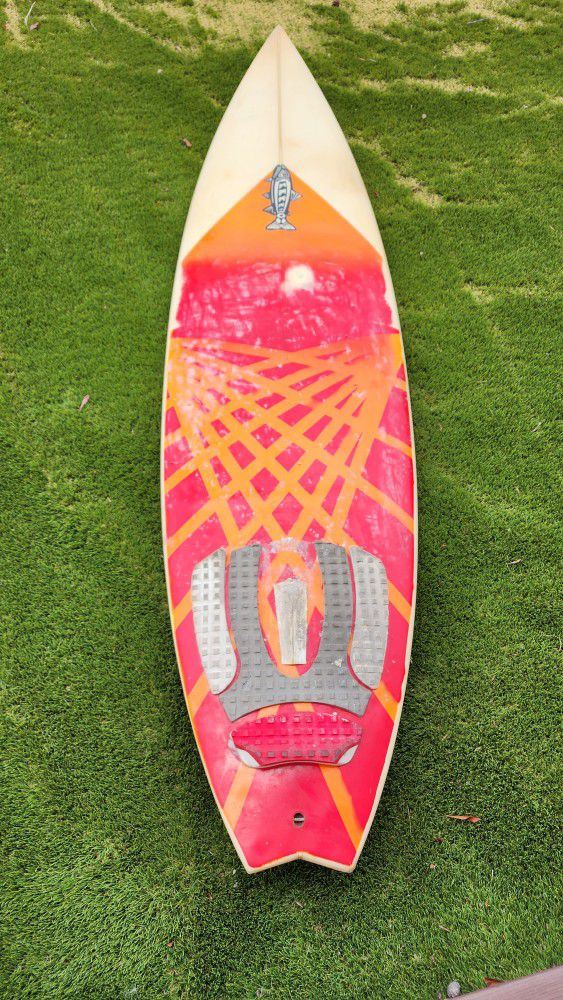 Surfboard-Barry V Shape