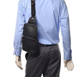 Louis Vuitton Sidebag $ 1 3 0