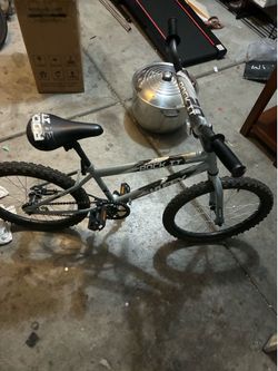 GREY BIKE NEED GONE ASAP