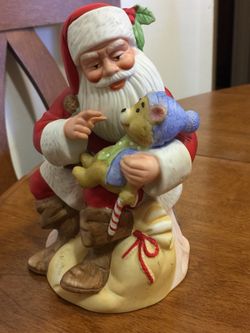1983 Christmas music box
