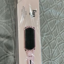 L'ANGE LeVite Heated Hair Straightening Brush 
