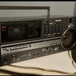 Vintage 80's PANASONIC RX-C45 Boombox Ghetto blaster cassette player radio AmFm