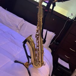 Selmer Prelude Tenor Sax