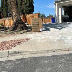 Free GE Dishwasher works 24”