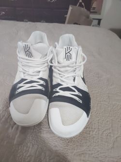 Nike Kyrie High-Top Basketball Sneakers Size10