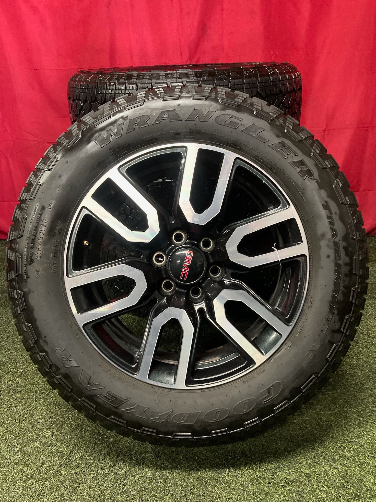 2025 GMC Sierra AT4 6 Lug 20 Inch OEM Wheels