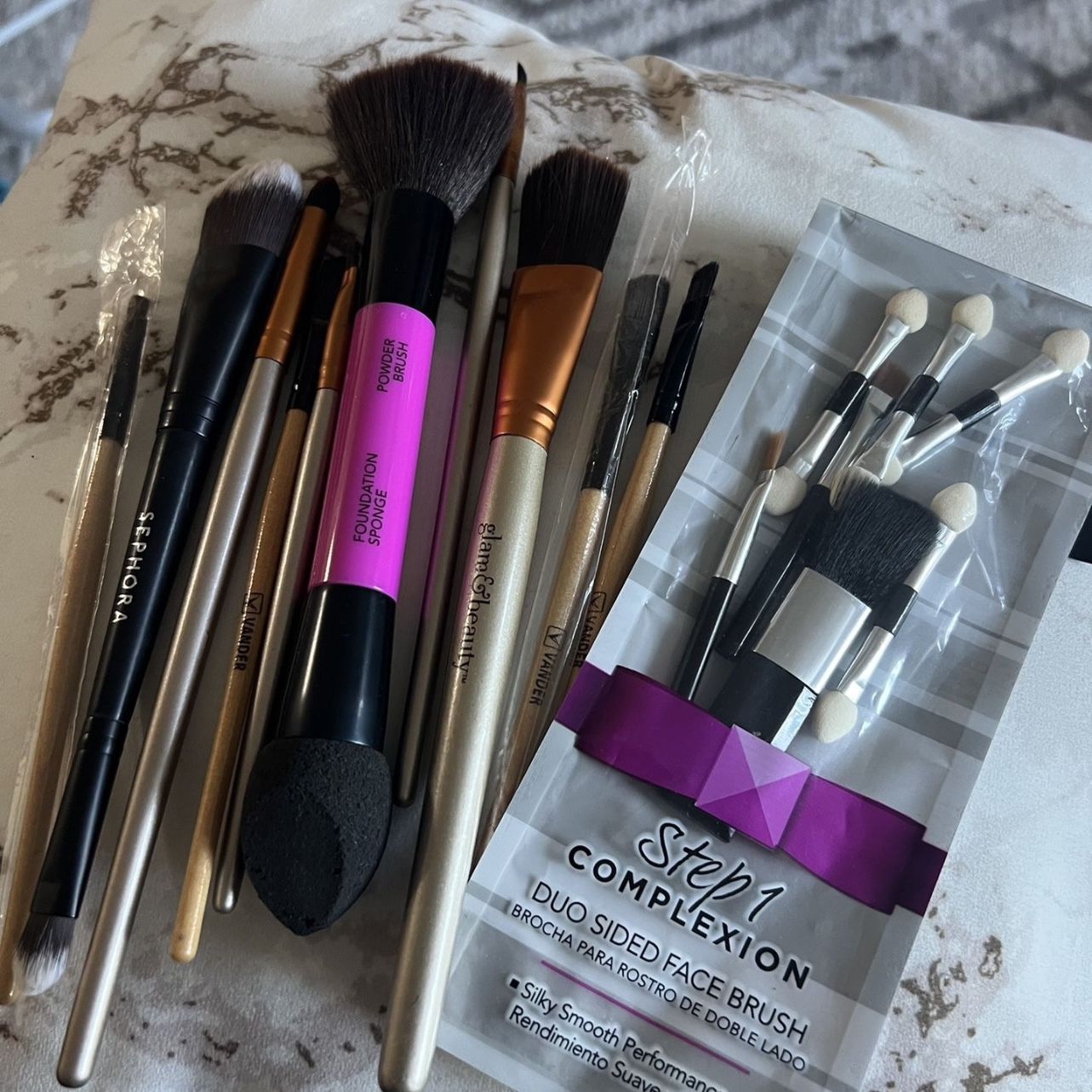 Make Up Brushes for Sale in Los Angeles, CA - OfferUp