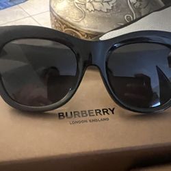 Burberry Sunglasses 