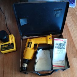 DeWalt Drill  With Charger And Battery W/ Case