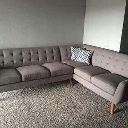 Gray Mid-Century Modern Tufted Sectional Sofa