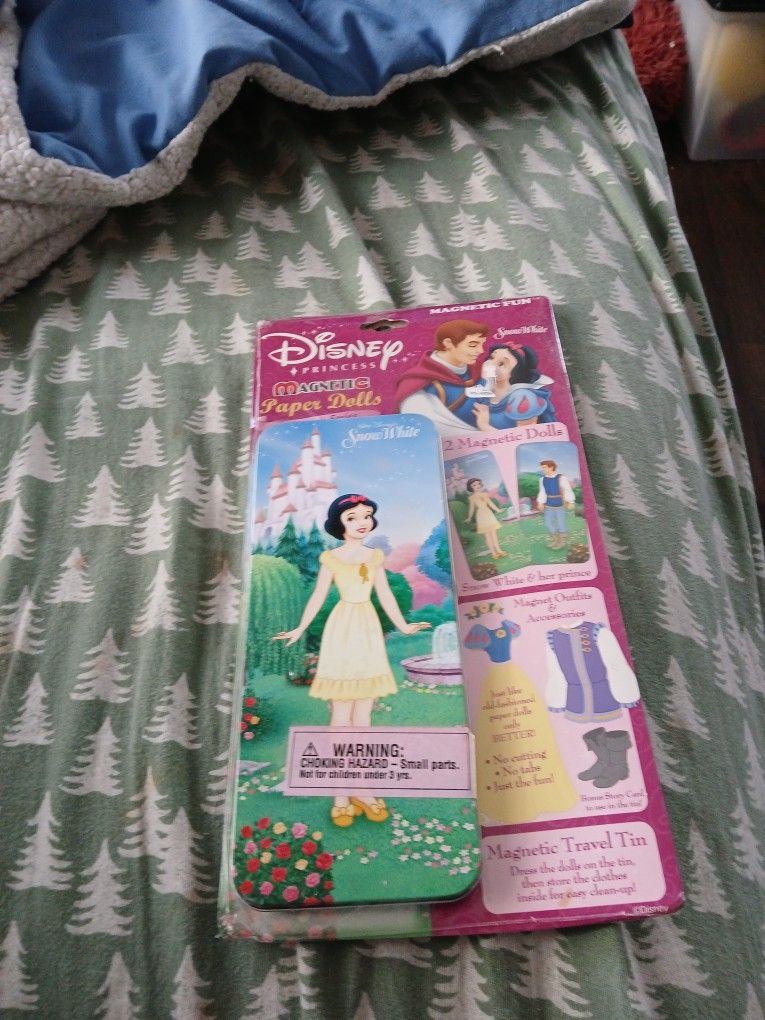 Magnetic Paper Dolls