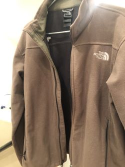 North Face Men’s Jacket- Windwall Size M