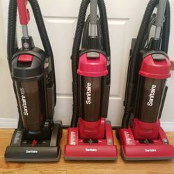 NEW cond  COMMERCIAL SANITARE HEAVY DUTY VACUUM  , WITH ATTACHMENTS  , AMAZING SUCTION  , WORKS EXCELLENT  , IN THE BOX 