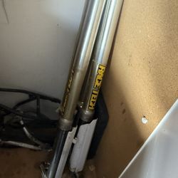 1998 To 2003 Yamaha yz250 forks