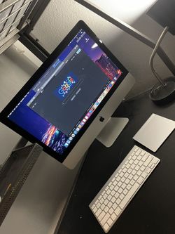 Apple Imac Desk Top 21.5 - Wireless Magic Keyboard & Wireless Magic Trackpad - $500 OBO