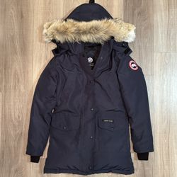 Navy Blue women’s parka jacket size S/M
