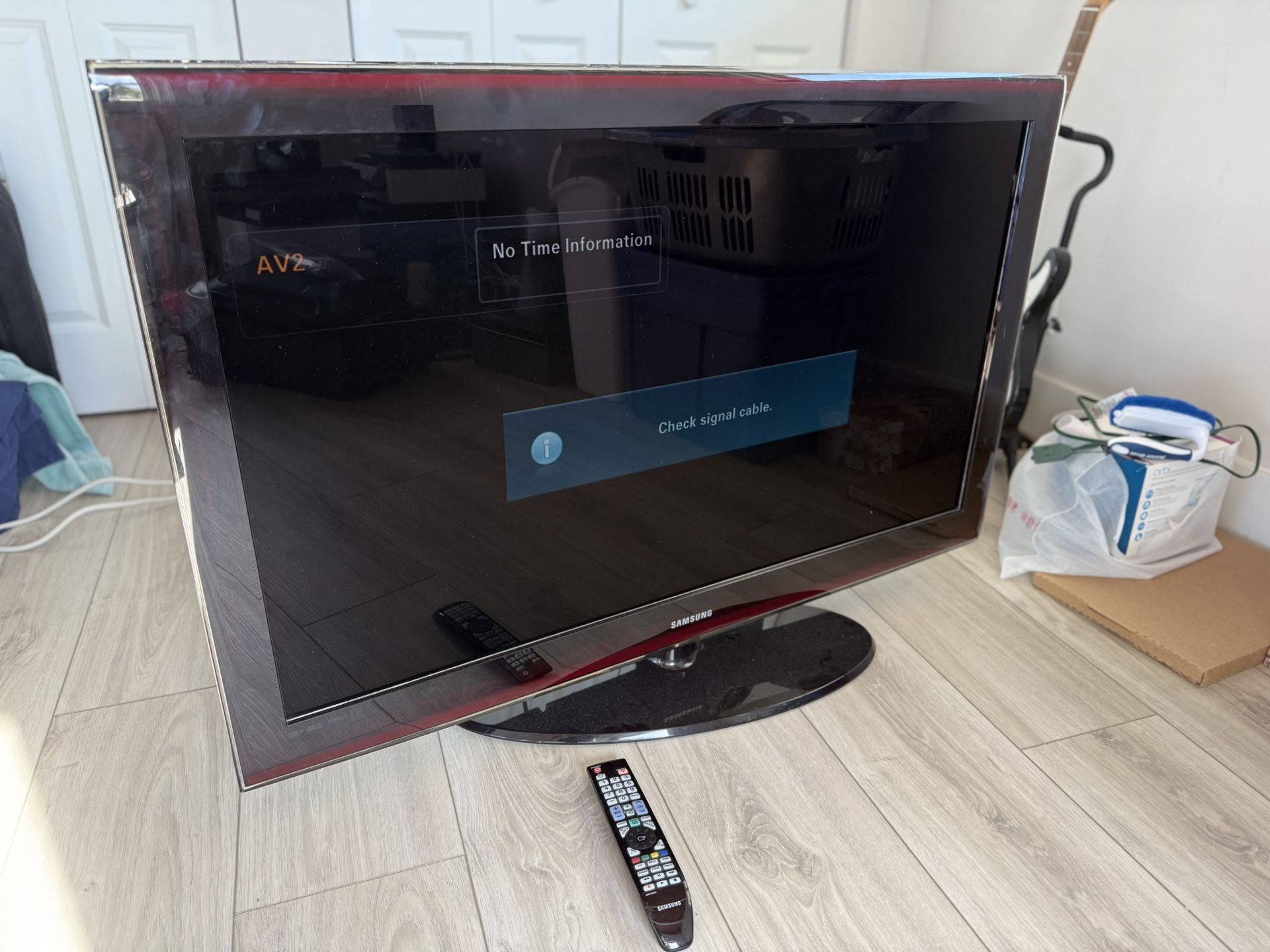 46” Samsung HD TV
