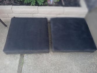 2 OVERSIZED PATIO CHAIR CUSHIONS 