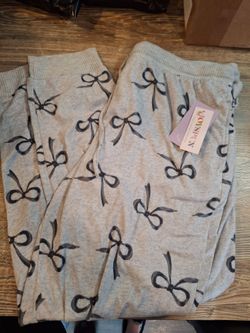 Brand new womens sweatpants size L