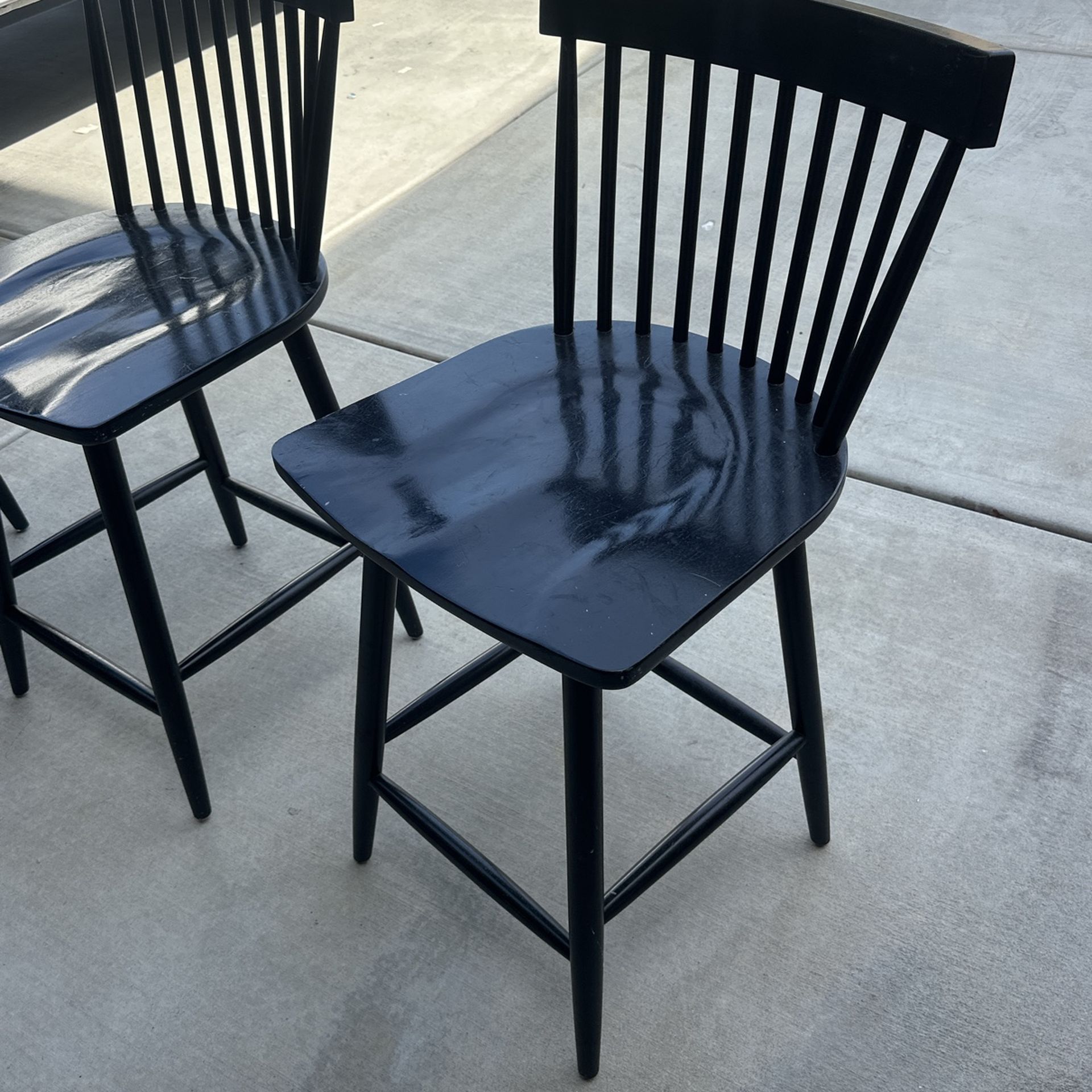 Black Wood Windsor Style Kamron Counter Stool