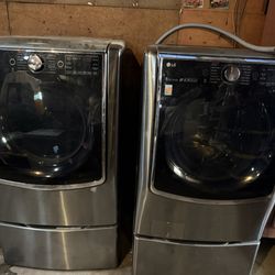 LG Washer And Dryer (MODEL: WM9000HVA)