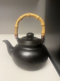 Antique Tea Pot (1915)