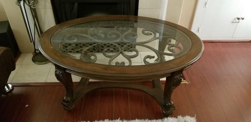 coffee table and accent table set