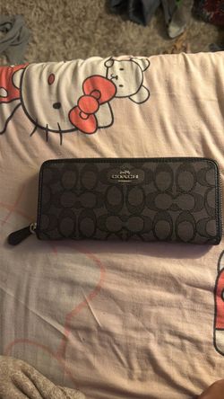 coach accordion wallet