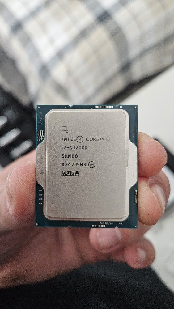 Intel Core I7-13700k Cpu